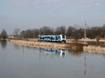 Der 651 001 als Os nach Ceské Budějovice am 31.03.2016 unterwegs bei Sudoměř.