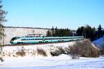 Der ČD SuperCity Pendolino 680 002 ist auf dem Weg von Praha nach Košice kurz nach Štrba. 
20.01.2024.