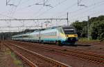 Aus Prag kommend braust dieser Pendolino am 19.8.2011 durch den Bahnhof Zabori nad Labem.