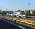 ČD 971 069-0 als S 7 von Cesky Brod nach Beroun, am 07.06.2019 in Praha-Smíchov