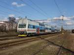 Der 471 009 am 03.04.2010 bei der Ausfahrt aus Praha-Hostivař.