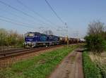 Die 753 720 und die 753 716 mit einem Kesselzug am 21.04.2018 unterwegs bei Polepy.