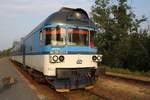 CD 50 54 80-29 223-2 ABfbdtn als erstes Fahrzeug des Os 4337 (Uherske Hradiste – Bojkovice) am 08.September 2018 im Bahnhof Hradcovice.