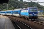 CD 193 290  Tedic  -noch mit die Merkmahle der EC-Diensten HamburgBerlinPrag-  treft mit der InterJet aus Praha hl.n.