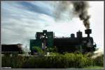 Lok 5  Petka  der Industrie-Museumsbahn Mladejov beim Dampfkochen in der Steigung nach Mladejov am 11.9.2011