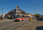 KT8D5N 1735 hat am 06.09.2023 gerade die Haltestelle Geislerova verlassen und befand sich auf dem Weg zum Universitätskrankenhaus.