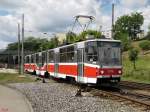 Tw.1716 der Type KT8D5R.N2 mit Niederflurmittelteil auf der Fahrt nach Lisen bei der Haltestelle Kotlanova.(07.06.2012)