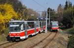 Tw.1706 auf der Fahrt nach Stary Liskovec begegnet dem stadteinwärts fahrenden Tw.1705 im Ortsteil Bohunice.(29.03.2014)