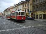 Wagen 2110 auf der historischen Linie 91 in der Prager Innenstadt.