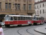 Straenbahn der Linie 22 in der Altstadt von Prag, aufgenommen am 15.09.2009  Das Wagenmaterial in Prag ist zumeist schon etwas in die Jahre gekommen.