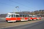 Tschechische Republik / Straßenbahn Prag: Tatra T3M2-DVC - Wagen 8015 / Tatra T3M2-DVC - Wagen 8072 ...aufgenommen im März 2015 auf der Brücke mit dem Namen  Štefánikuv most 