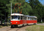 Museumstriebwagen 1123 der Type K2 bei der Ausfahrt aus der Schleife Obrany Babicka. (18.06.2016)