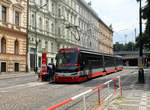 Praha / Prag SL 26 (Skoda 15T4 9311) Hlavní Nádrazí / Hauptbahnhof am 24.