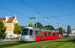 Prag     DPP Skoda 14T 915 als Linie 1, Hradčanská, 21.09.2025 