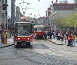 Prag fhrt Straenbahn.