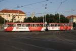 Tatra 8544 mit 8555 in kombinierter Werbeaufschrift. Bild vom 13.08.2015