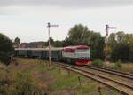T478.2006 fuhr am 07.10.23 einen Sonderzug im Rahmen des Badotka Treffen in Lužná u Rakovníka einen Sonderzug von Lužná u Rakovníka nach Kolesovice.