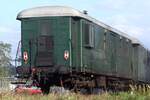 CZ-CD 55 54 93-21 003-6 Da als letztes Fahrzeug des Os 14665 (Lednice - Breclav) am 27.September 2025 zwischen Postorna und Bori Les beim Strecken-Km 0,5.
