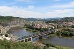 363 xxx zu sehen mit einem leeren Kohlenzug am 17.07.22 in Ústí nad Labem.