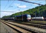 BEACON X4 E 638 durchf�hrt mit einem G�terzug den Bahnhof Kralupy nad Vltavou am 3. 8. 2026