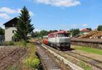 T 478 1146 (749 146) fuhr am 24.06.23 einen Sonderzug von Slaný nach Bochov. Hier ist der Zug in Bochov zu sehen.