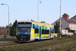 CD 841 011-0 fährt am 11.August 2019 als Os 28307 (Kostelec u Jihlavy - Slavonice) in den Bahnhof Telc ein.