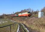230 091-1 und 230 061-4 zu sehen am 09.02.23 mit einem leeren Kohlezug in Chotikov nach Nove Sedlo. 