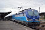 ČD - České dráhy a.s mit ELL Vectron  193 292  [Name: Ronka][NVR-Number: 91 80 6193 292-0 D-ELOC] und EC aus Prag am 08.12.18 Durchfahrt Bf. Flughafen Berlin-Schönefeld.