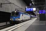 193 981-8 als EC 170 zu sehen am 03.08.25 in Berlin Hbf.
