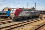 EP Cargo Lok 383 065 abgestellt auf dem Bahnhof Stralsund.