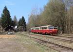 M 152 0517 (810 517) mit zwei Beiwagen (KZC) zu sehen am 11.04.26 in Skalsko.