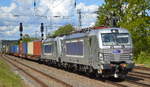 METRANS a.s., Praha [CZ] mit  383 403-3  [NVR-Nummer: 91 54 7383 403-3 CZ-MT] mit   386 037-6  [NVR-Nummer: 91 54 7386 037-6 CZ-MT] und Containerzug am haken am 05.05.20 Bf.