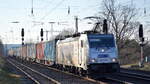 METRANS Rail s.r.o., Praha [CZ] mit  386 009-5  [NVR-Nummer: 91 54 7386 009-5 CZ-MT] und Containerzug am 10.03.22 Durchfahrt Bf.