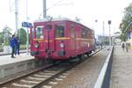 ČSD-Triebwagen M 131.1133 der Eisenbahnfreunde Pardubice bei einer Sonderfahrt im völlig umgestalteten Bahnhof Rosice nad Labem im Mai 2024