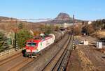 383 057-7 (Unipetrol) in der neuen Lackierung zu sehen am 15.03.22 mit einem Kesselzug in Želenice nad Bílinou.