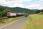 383 057-7 (Unipetrol) zu sehen mit einem Kesselzug am 06.06.22 bei Sebuzin.