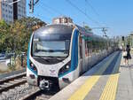Istanbul Marmaray CRA29 nach Gebze in Ataköy, 23.09.2025.