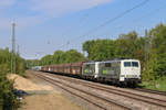 111 222 und 111 082 der RailAdventure GmbH waren am 27. April 2020 mit dem DbZ 93259, bestehend aus einem für die Türkei bestimmten Velaro TR und einigen H-Wagen, von Neuss Güterbahnhof nach München Ost Rangierbahnhof unterwegs, hier im Bahnhof Helenabrunn.