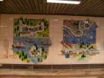 Istanbul-Taksim   Eingang der 2000 er�ffneten Metro verziert mit Mosaiken zur Stadtgeschichte.