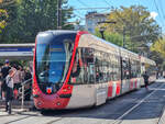 Straßenbahn Istanbul Zug 802A auf der Linie T1 nach Kabatas in Sultanahmet, 22.09.2025.