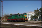 CME3-6118 rangiert am 10.10.2016 im Landbahnhof Ladyschyn in der Ukraine.