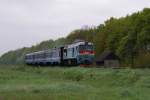 2M62 - 1114 mit dem 6443 vor Kolomyja (03.05.2008)