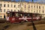 TATRA T4 mit der Nummer 1185 am 20.08.2015 auf der fahrt zum Hauptbahnhof. Die Schatten werden länger, der Strassenbahn Foto Marathon Tag neigt sich dem Ende zu.