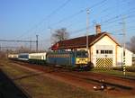 Ein seltener Gast in Komárno, in der Slowakei: 630 012 mit dem MÁV Nosztalgia Sonderzug  PIVO Express  bei der Einfahrt in Komárno.