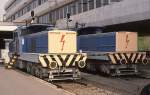 Am 14.4.1989 standen noch diese beiden ehemaligen Elektroloks als Trafoanlagen  VF 10 und VF 11 im Bahnhof Deli Pu.