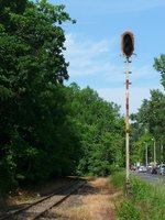 Signal an der Schmalspurstrecke von Nyiregyhaza nach Dombrad und Balsa, gegenüber dem Zoo in Sostogyogyfürdo, 29.