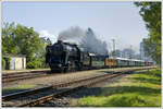 MAV 424.247 am 29.6.2019 von Budapest nach Tapolca bei der Durchfahrt in Balatonalmádi.