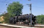 Am 17.4.1989 fotografierte ich am Bahnhof Rakosvenkz in Budapest das  dortige Lok Denkmal mit der ehemaligen MAV Dampflok 424.005.