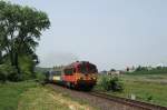 M41 2197 mit dem IC 812 bei Palkonya (21.05.2007)