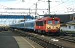 M41 2206 fährt im Oktober 2004 in Szombathely ein